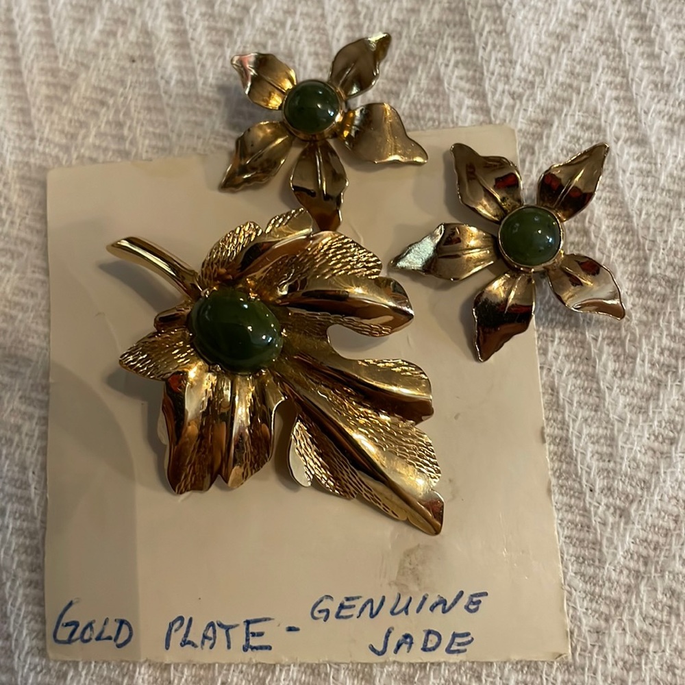 Vintage brooch/earrings